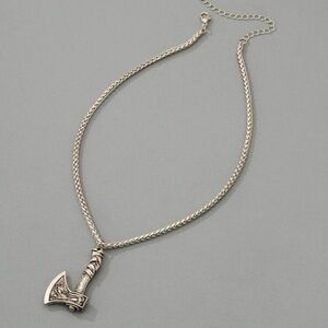 🪓 Awesome Medieval Battle Axe Necklace 🪓